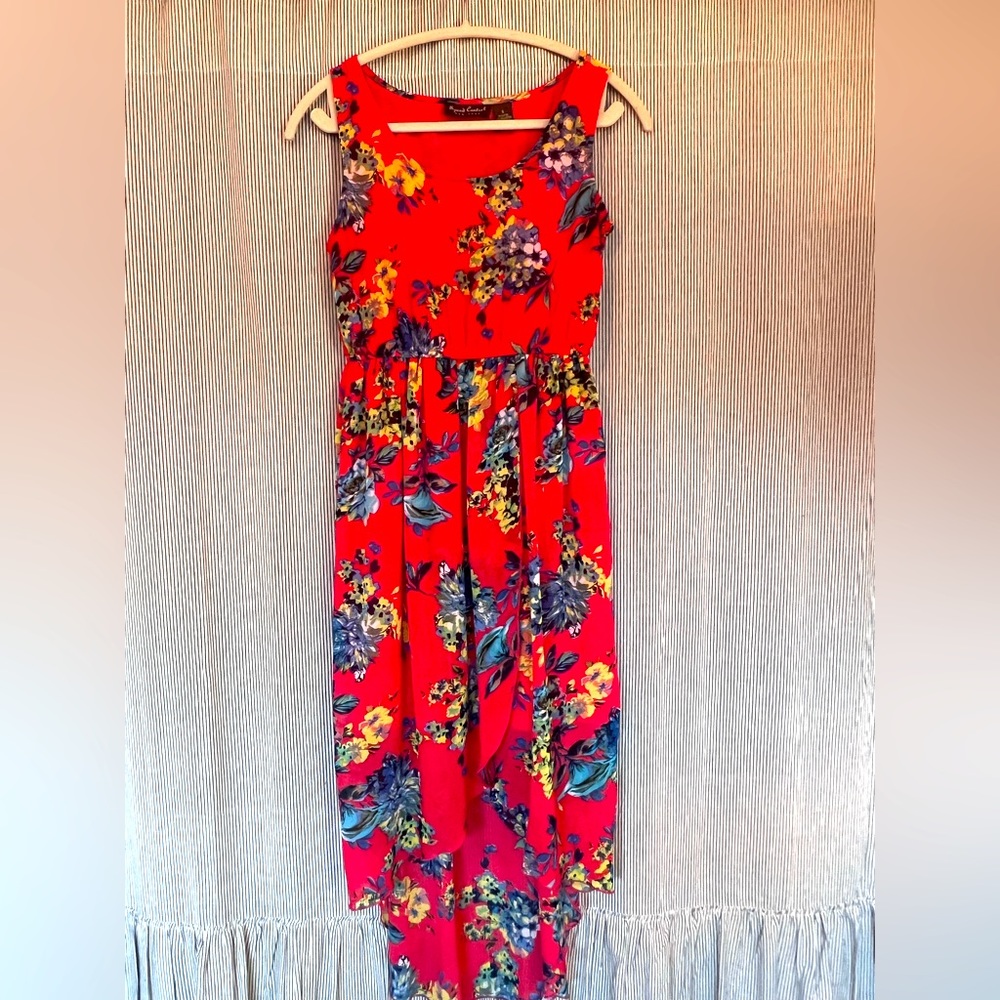 Speed Control, sexy floral dress, open to the knee in front, size small